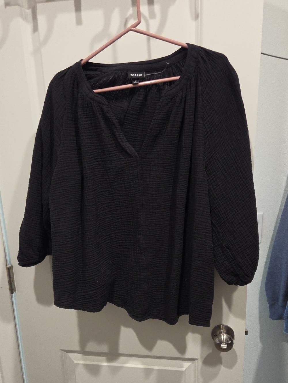 torrid Black Textured Pullover Blouse